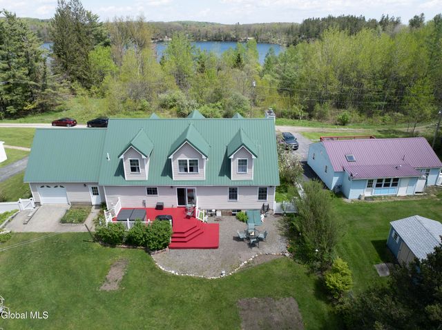 31 Church Road, Rensselaerville, NY 12147