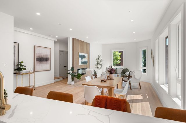 54 Adams 3, Somerville, MA 02145