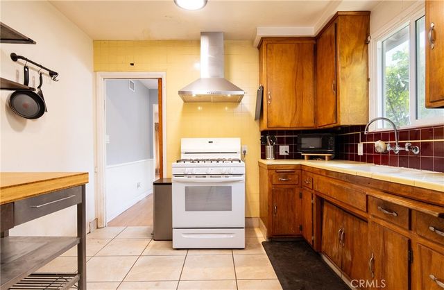 2204 W Victoria, Montebello, CA 90640