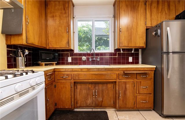 2204 W Victoria, Montebello, CA 90640