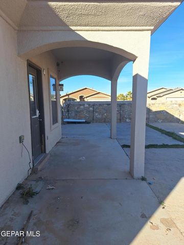 14243 GIL REYES Drive, El Paso, TX 79938