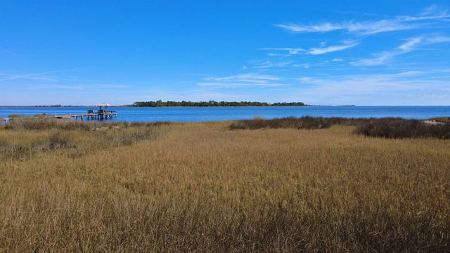 182 Levy Bay Road, Panacea, FL 32346