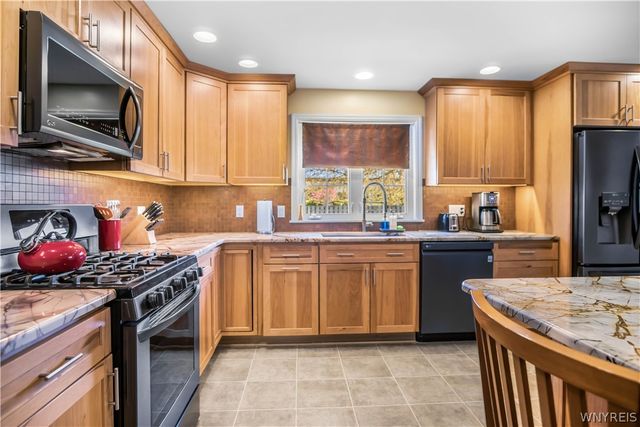 521 Thorncliff Road, Tonawanda, NY 14223