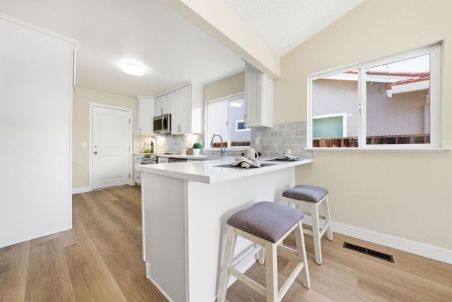 5484 Shadowcrest Way, San Jose, CA 95123