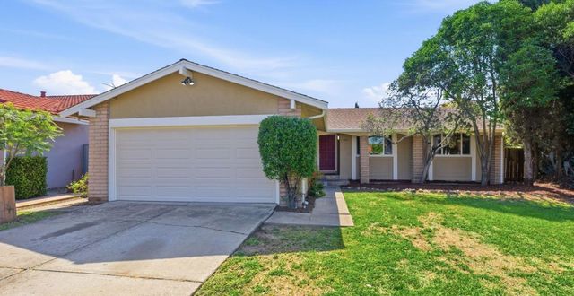 5484 Shadowcrest Way, San Jose, CA 95123