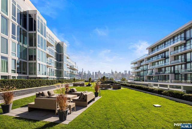 1000 Avenue At Port Imperial 410, Weehawken, NJ 07086