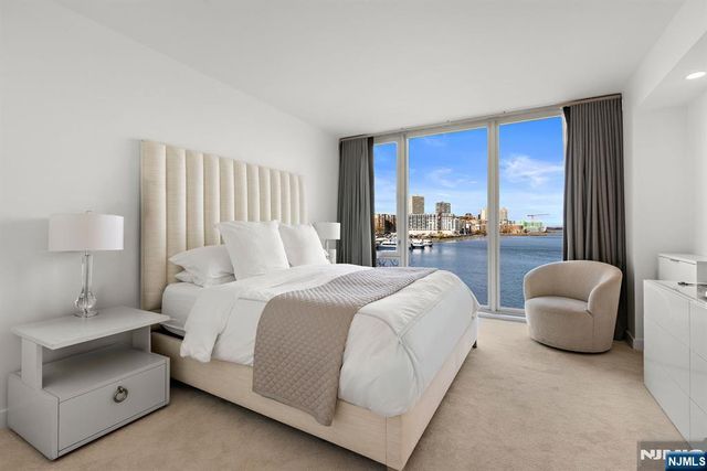 1000 Avenue At Port Imperial 410, Weehawken, NJ 07086