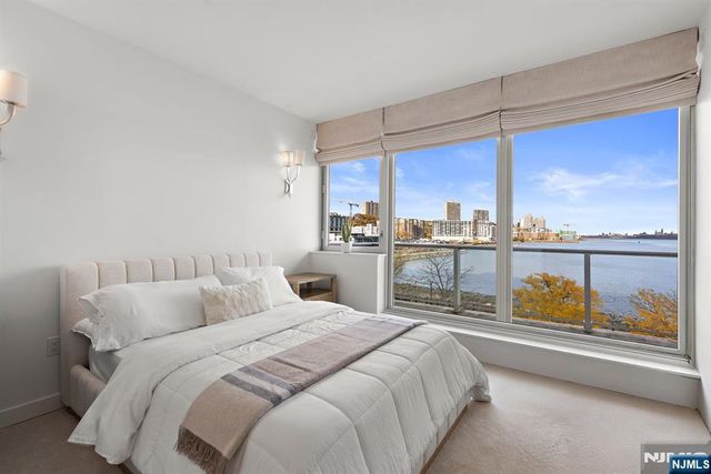 1000 Avenue At Port Imperial 410, Weehawken, NJ 07086