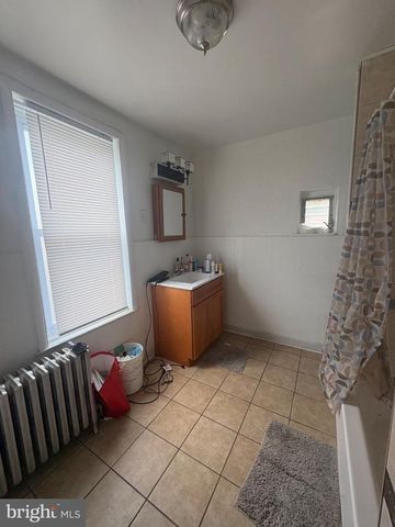 3018 N CROSKEY ST, Philadelphia, PA 19132