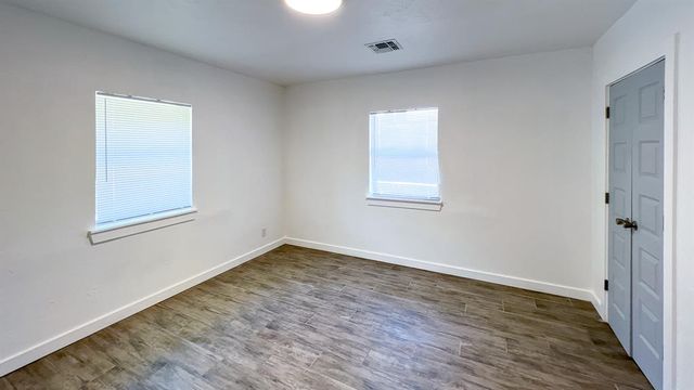 6626 NW 12th, Oklahoma City, OK 73127