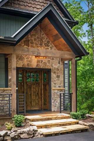 919 Price Road, Blue Ridge, GA 30513