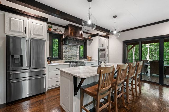 919 Price Road, Blue Ridge, GA 30513