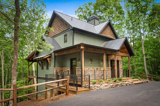 919 Price Road, Blue Ridge, GA 30513
