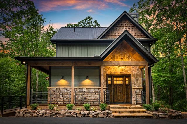 919 Price Road, Blue Ridge, GA 30513