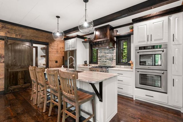 919 Price Road, Blue Ridge, GA 30513