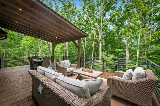 919 Price Road, Blue Ridge, GA 30513