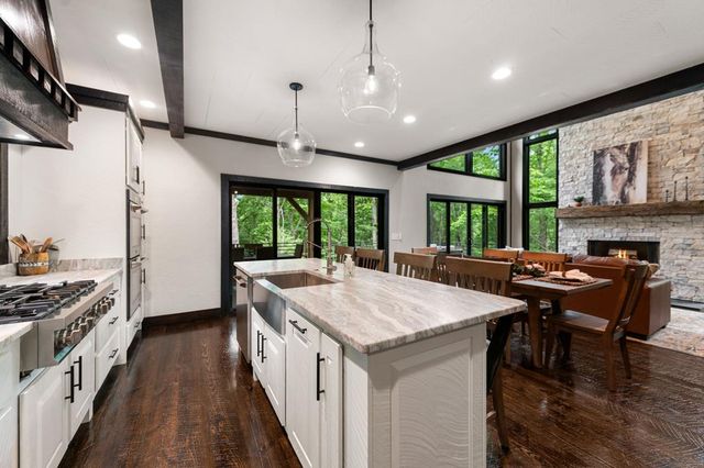 919 Price Road, Blue Ridge, GA 30513