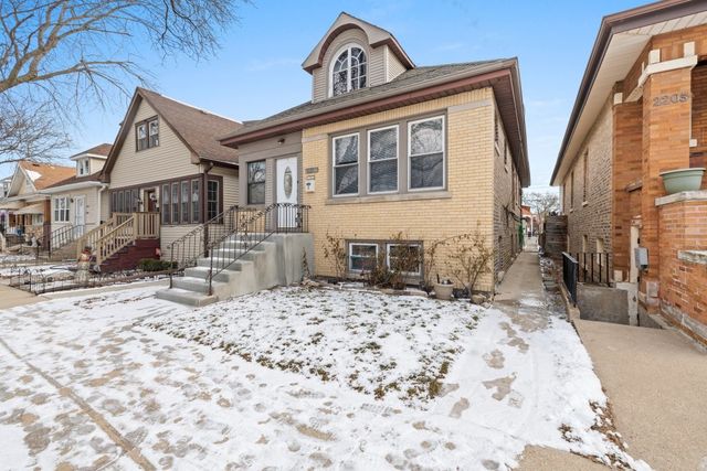 2207 N Nagle Avenue, Chicago, IL 60707