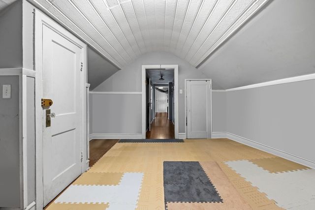 2207 N Nagle Avenue, Chicago, IL 60707