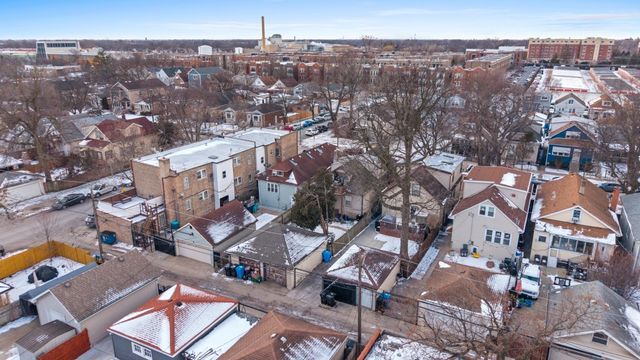 2207 N Nagle Avenue, Chicago, IL 60707