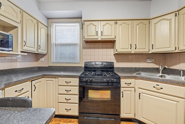 2207 N Nagle Avenue, Chicago, IL 60707