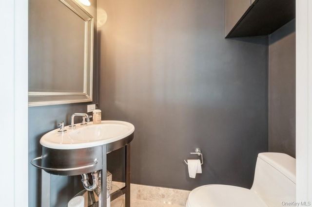 175 Huguenot Street 1605, New Rochelle, NY 10801