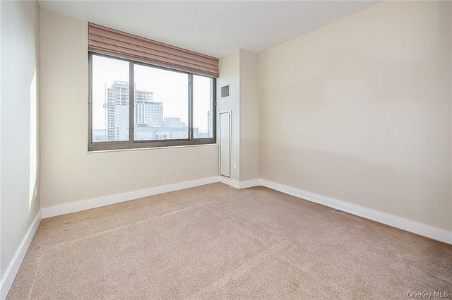 175 Huguenot Street 1605, New Rochelle, NY 10801