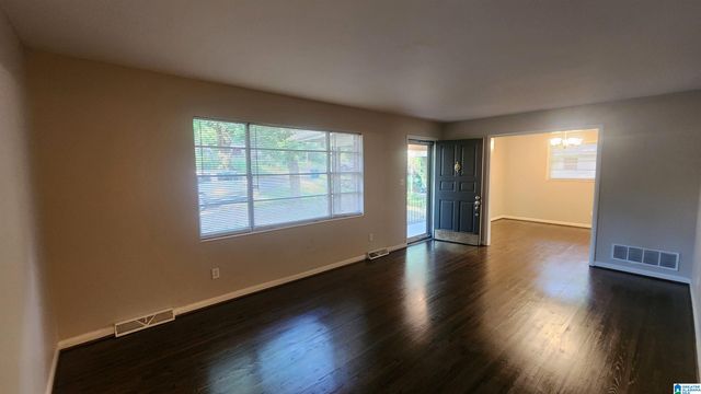 105 BEECHWOOD AVENUE, Hueytown, AL 35023