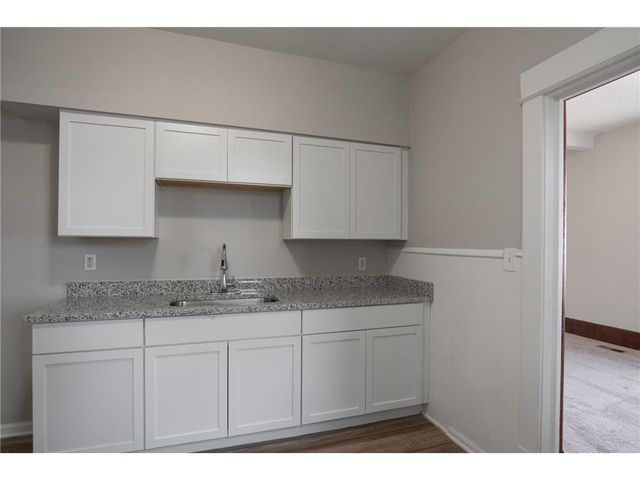 188 Wyoming Street E, Saint Paul, MN 55107