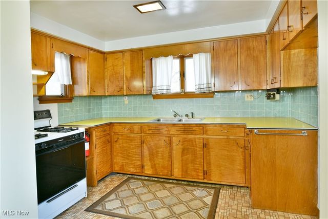 1225 Beech Street, Niles, OH 44446