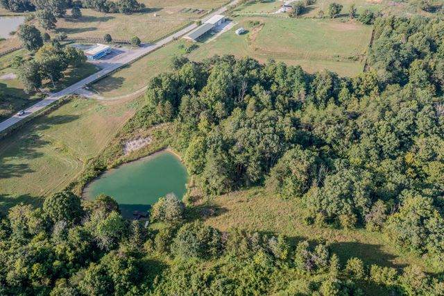 8450 KY-196 Road, Nancy, KY 42544