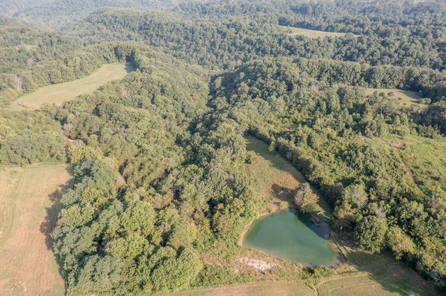 8450 KY-196 Road, Nancy, KY 42544