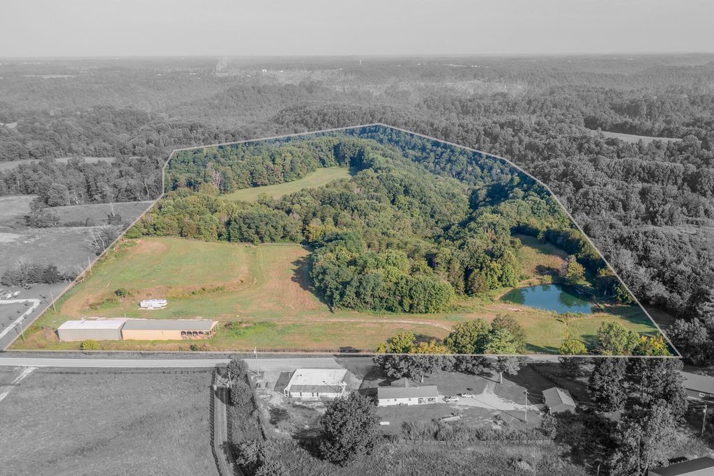 8450 KY-196 Road, Nancy, KY 42544