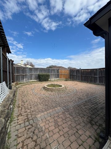 1705 Bennington Drive, Carrollton, TX 75007