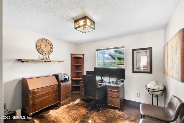 7195 JONES Road, Jacksonville, FL 32219