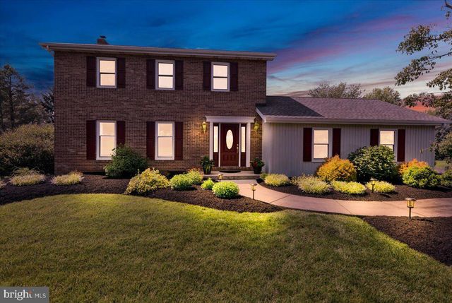 169 NORWAY LN, Lebanon, PA 17042