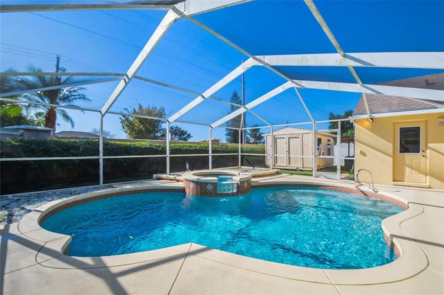 7044 SUMMIT CIRCLE, Winter Haven, FL 33884