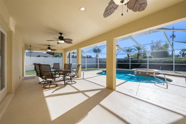 7044 SUMMIT CIRCLE, Winter Haven, FL 33884