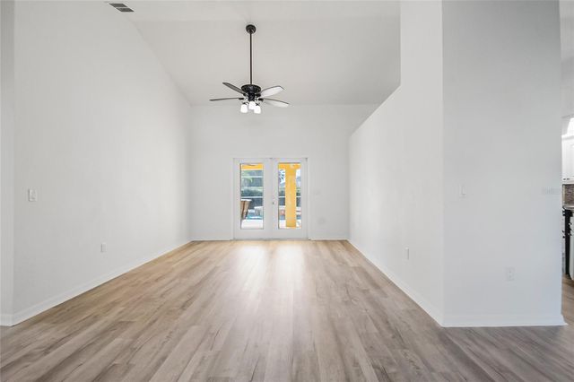 7044 SUMMIT CIRCLE, Winter Haven, FL 33884