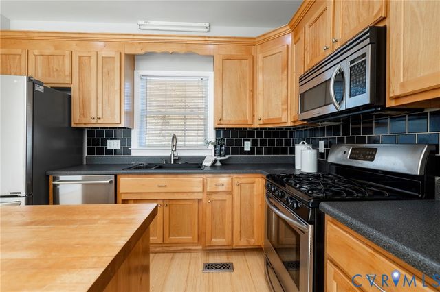 1701 Lakeview Ave, Richmond, VA 23220