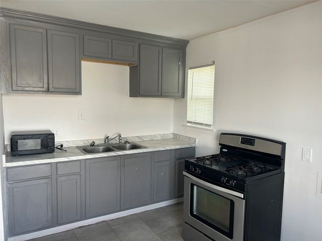 505 Clark Street, Garland, TX 75040
