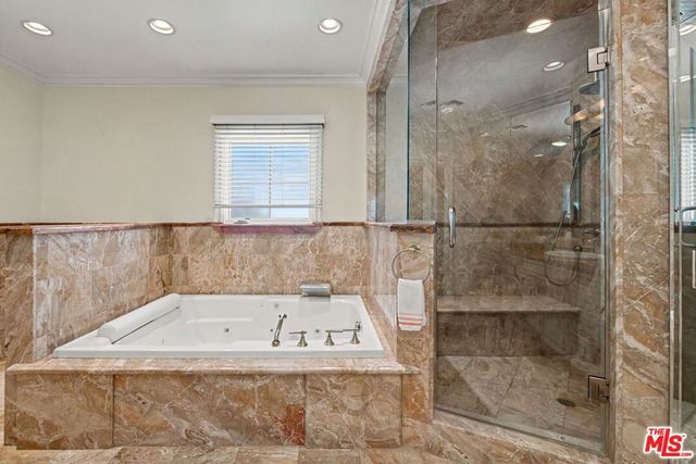 204 Foothill Road, Beverly Hills, CA 90210