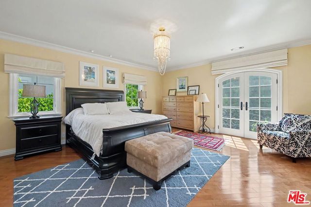204 Foothill Road, Beverly Hills, CA 90210