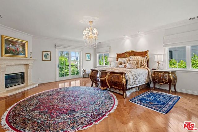 204 Foothill Road, Beverly Hills, CA 90210