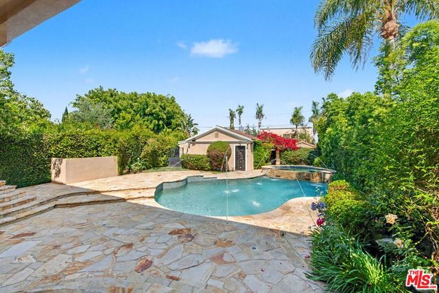 204 Foothill Road, Beverly Hills, CA 90210
