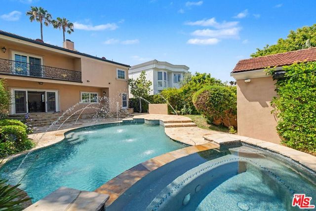 204 Foothill Road, Beverly Hills, CA 90210