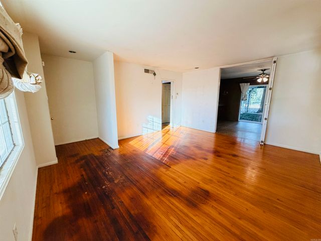 5 Delray Drive, Little Rock, AR 72227