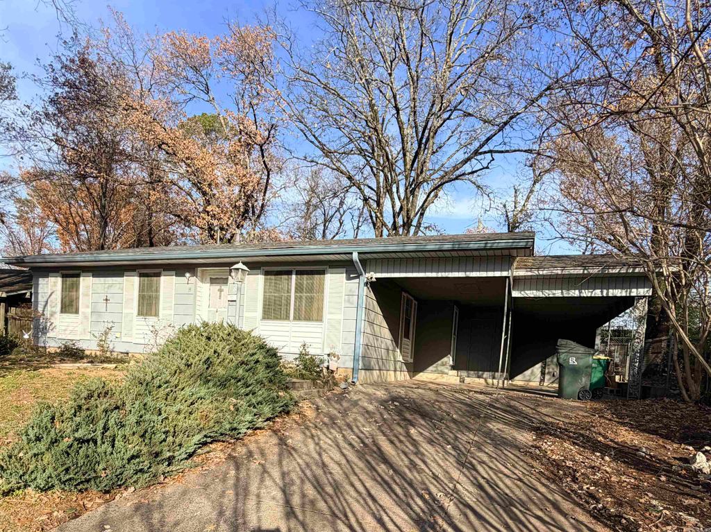 5 Delray Drive, Little Rock, AR 72227