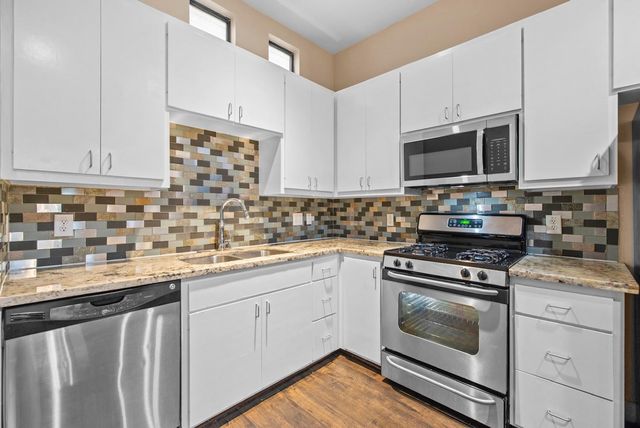 3501 Link Valley Drive 102, Houston, TX 77025