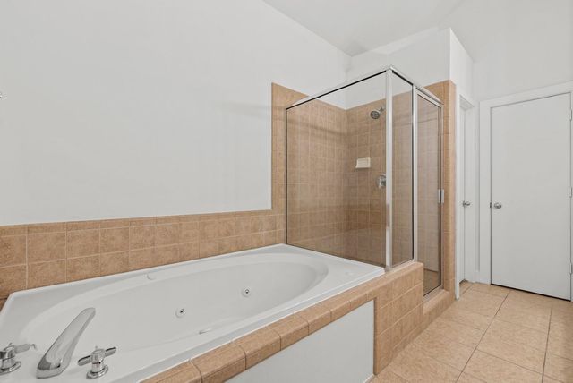 3501 Link Valley Drive 102, Houston, TX 77025